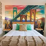 Kenton Hotel